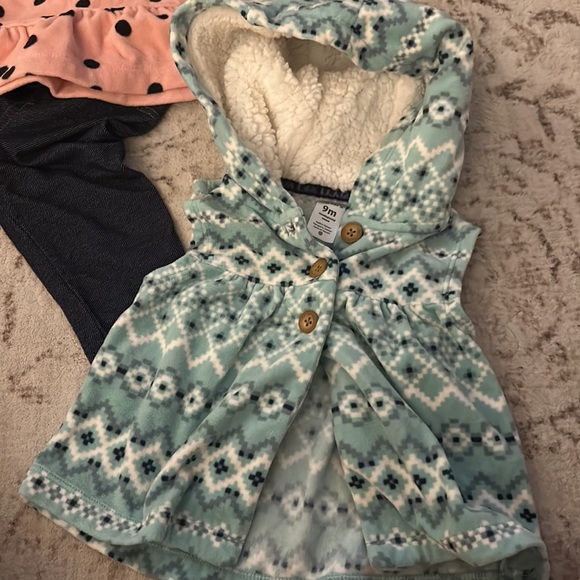 9 month carters girls bundle - Picture 3 of 5